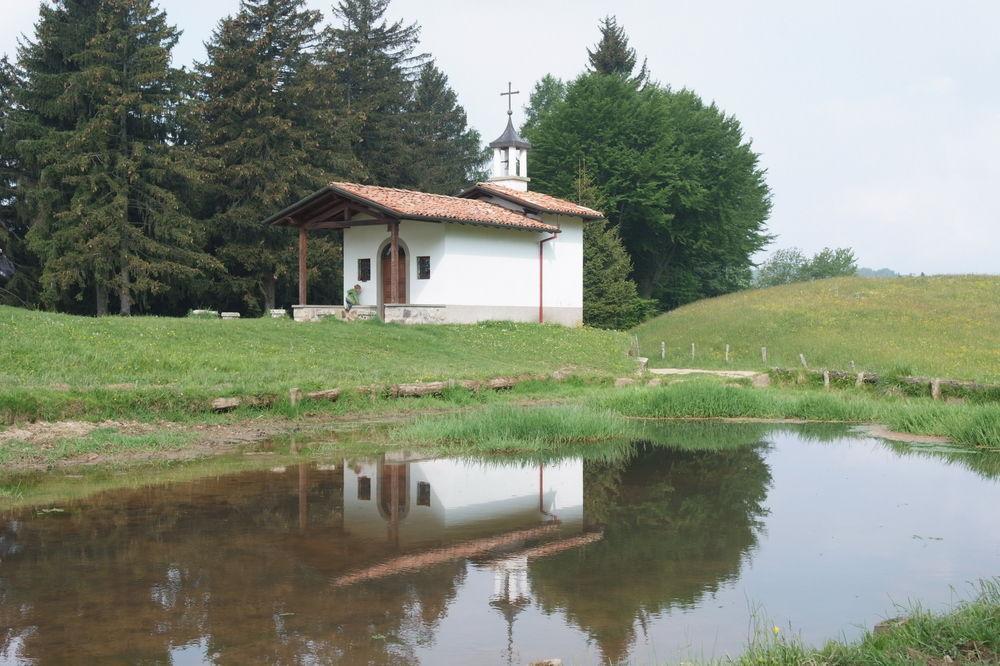 Albergo Milano Bossico Exterior foto