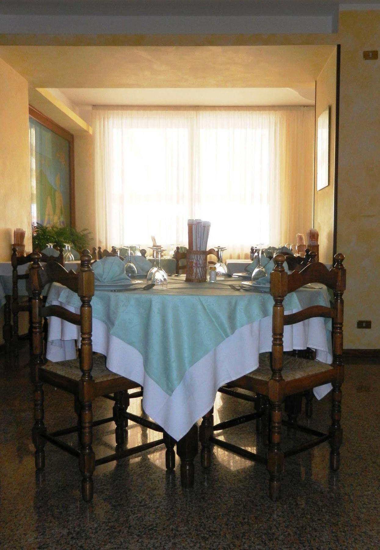 Albergo Milano Bossico Exterior foto